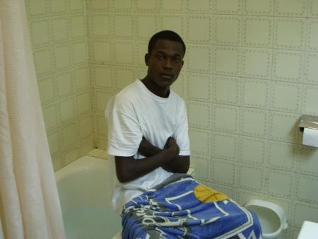 1bon bain pour ètre opé.yo c mk-zi dans la boite